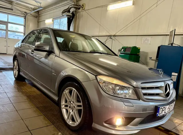 MERCEDES-BENZ Klasa C 200 Kompressor Avantgarde