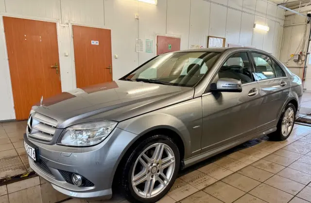 MERCEDES-BENZ Klasa C 200 Kompressor Avantgarde