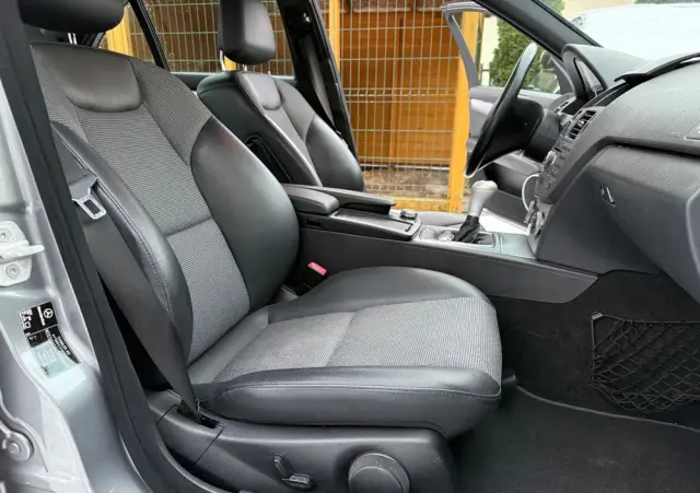 MERCEDES-BENZ Klasa C 200 Kompressor Avantgarde