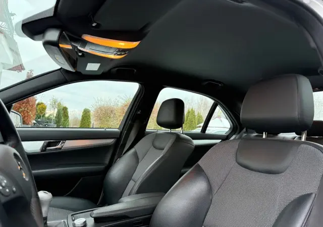 MERCEDES-BENZ Klasa C 200 Kompressor Avantgarde