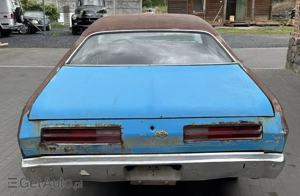 PLYMOUTH Duster 