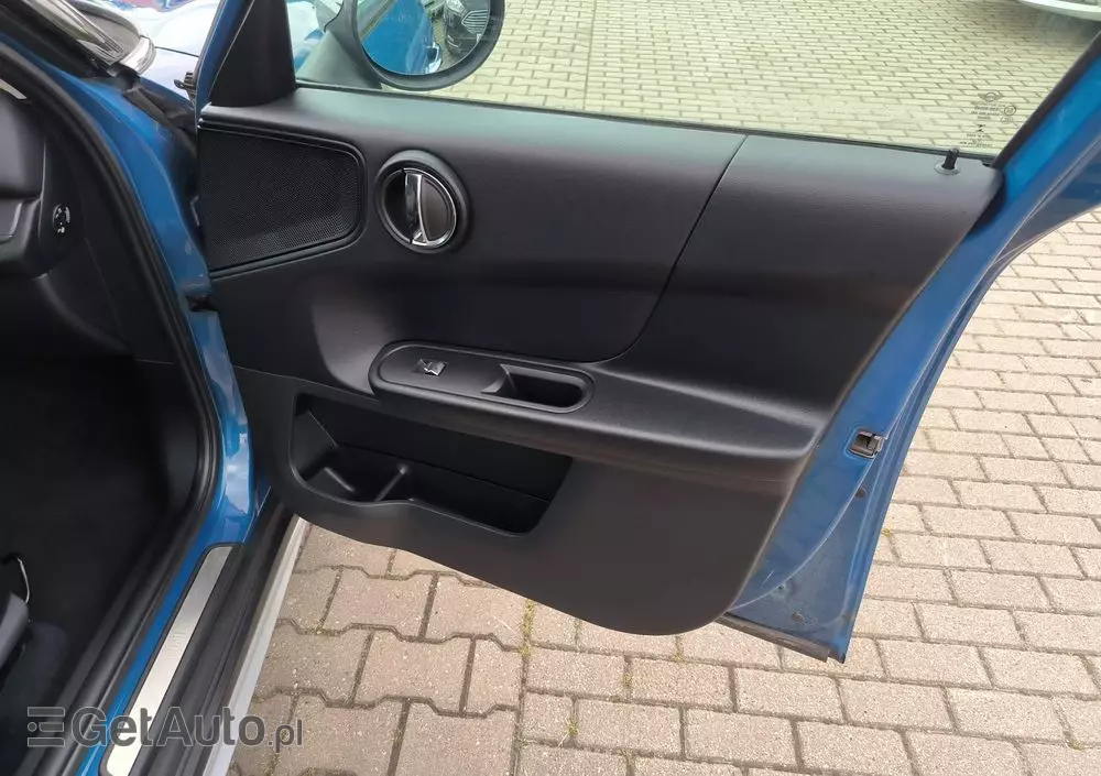 MINI Countryman One Blackyard