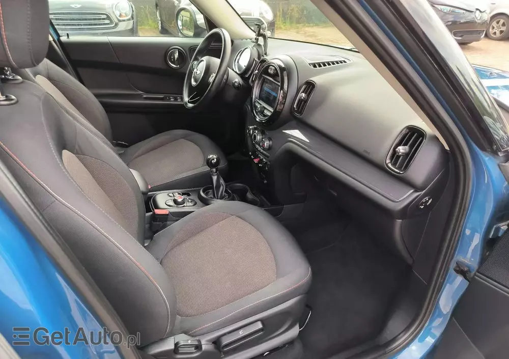 MINI Countryman One Blackyard