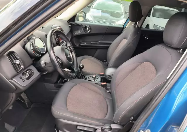 MINI Countryman One Blackyard