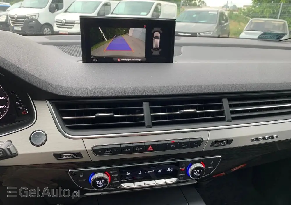 AUDI Q7 3.0 TDI Quattro Tiptronic