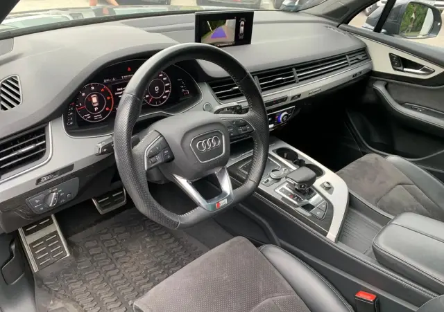 AUDI Q7 3.0 TDI Quattro Tiptronic