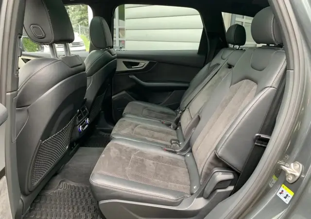 AUDI Q7 3.0 TDI Quattro Tiptronic