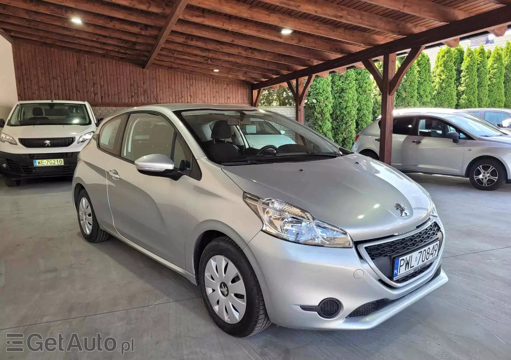 PEUGEOT 208 1.2 VTi Active