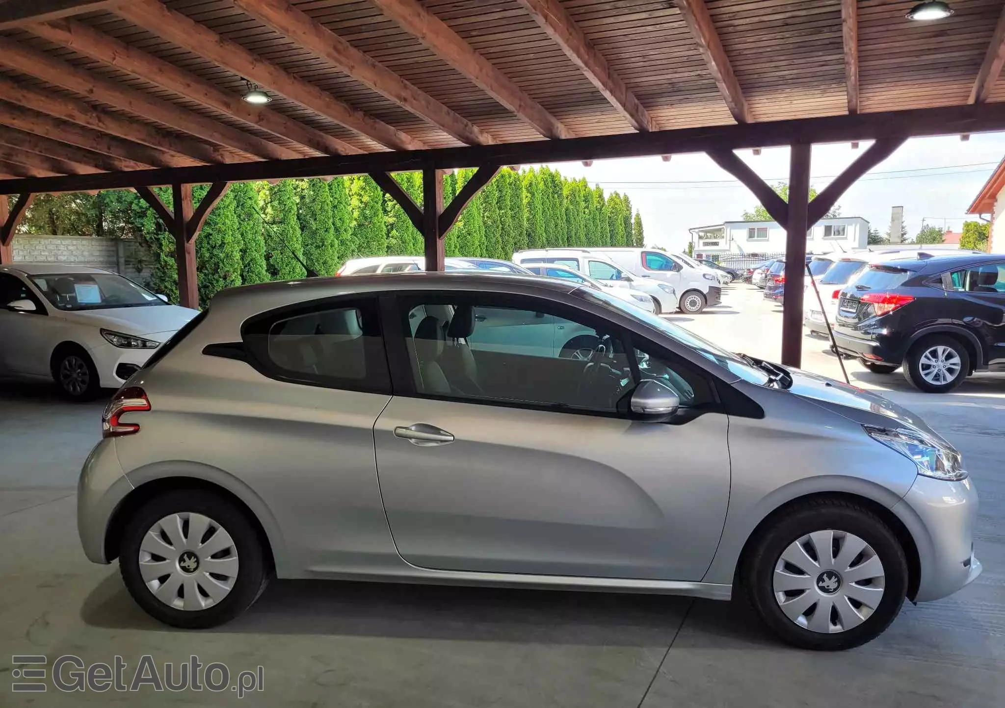 PEUGEOT 208 1.2 VTi Active