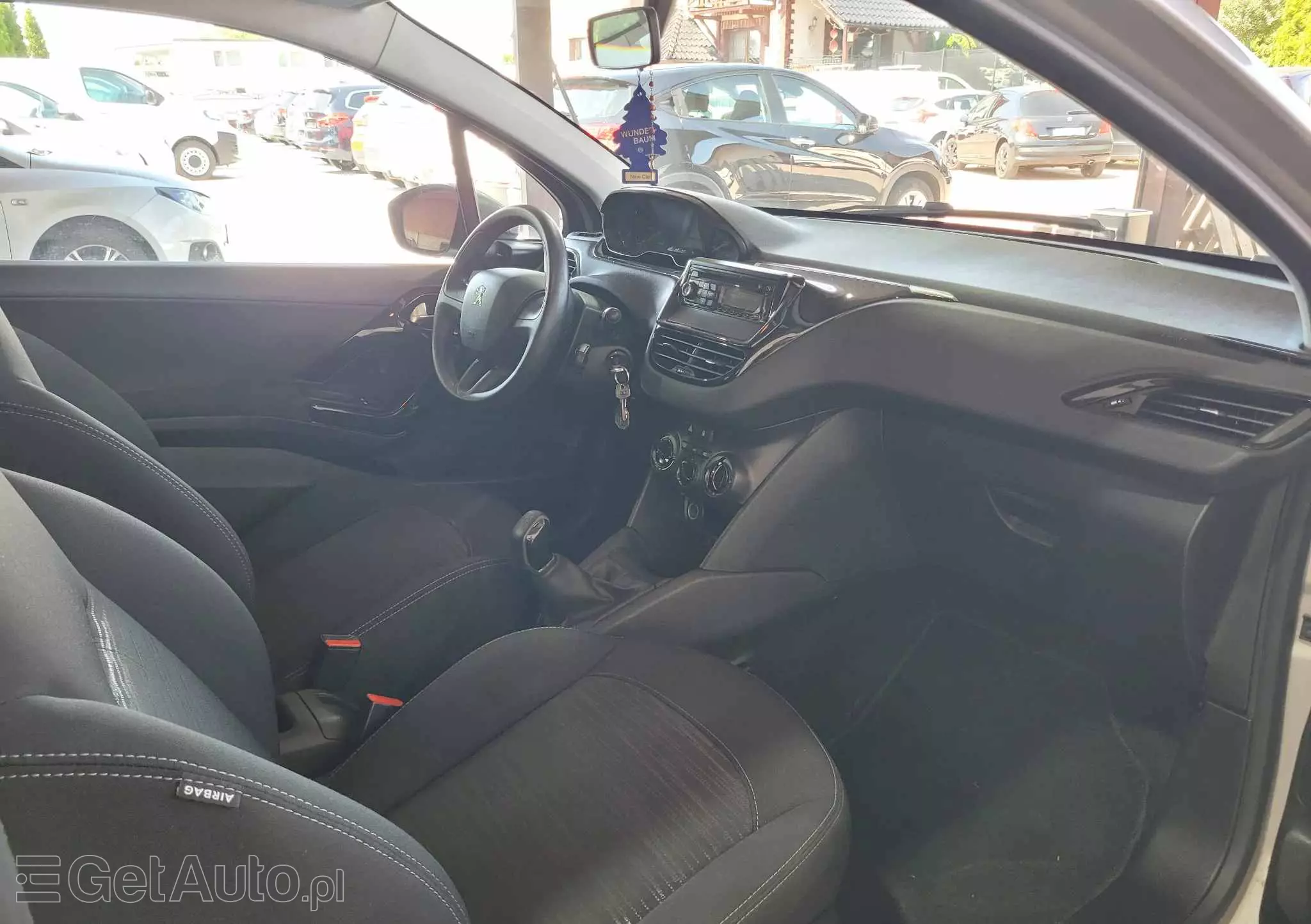 PEUGEOT 208 1.2 VTi Active