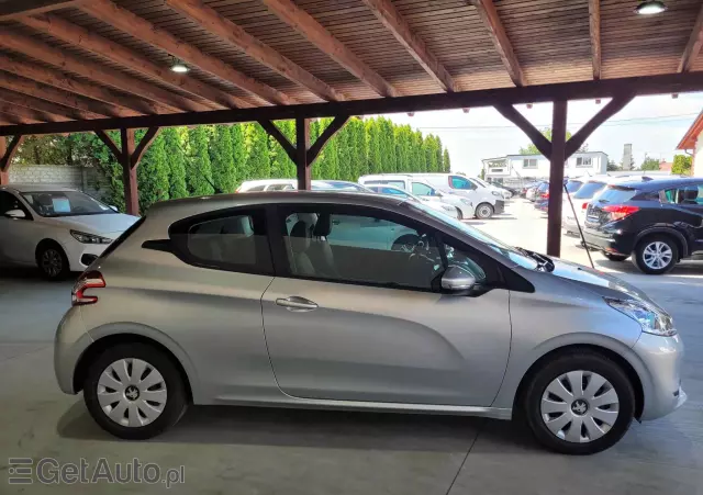 PEUGEOT 208 1.2 VTi Active