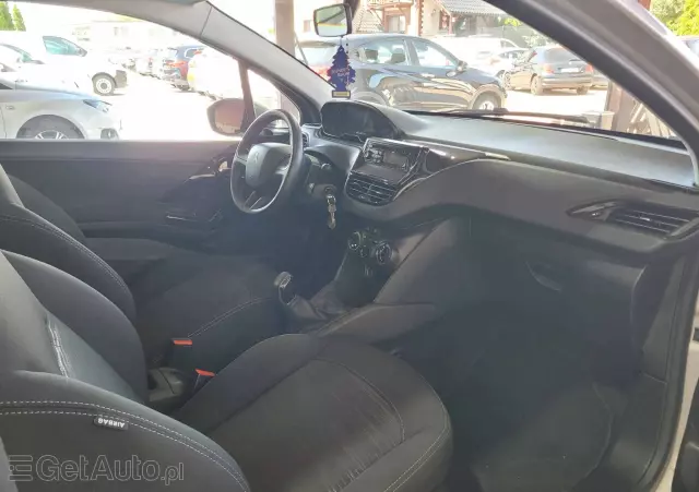 PEUGEOT 208 1.2 VTi Active