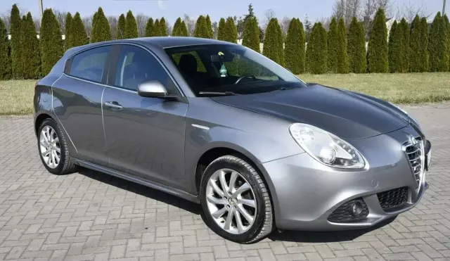 ALFA ROMEO Giulietta 