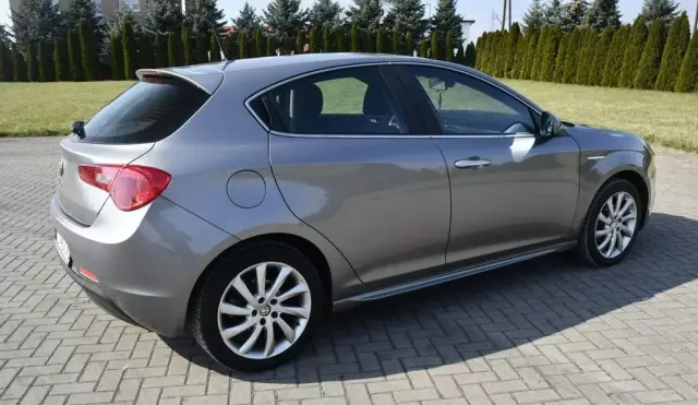 ALFA ROMEO Giulietta 