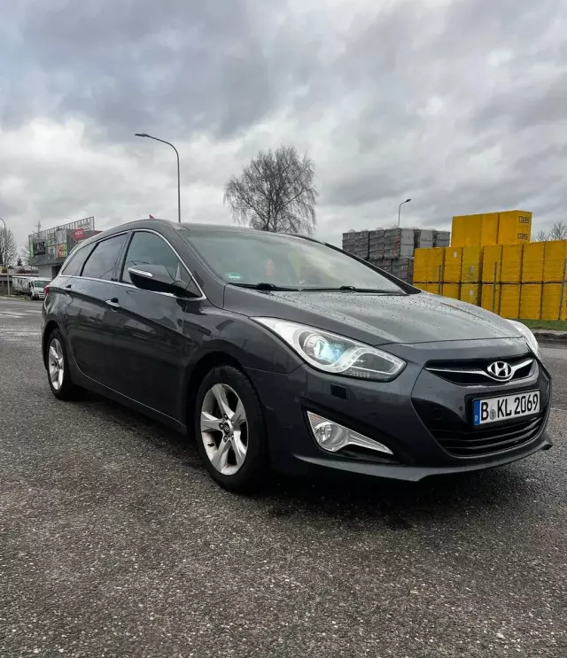 HYUNDAI I40 