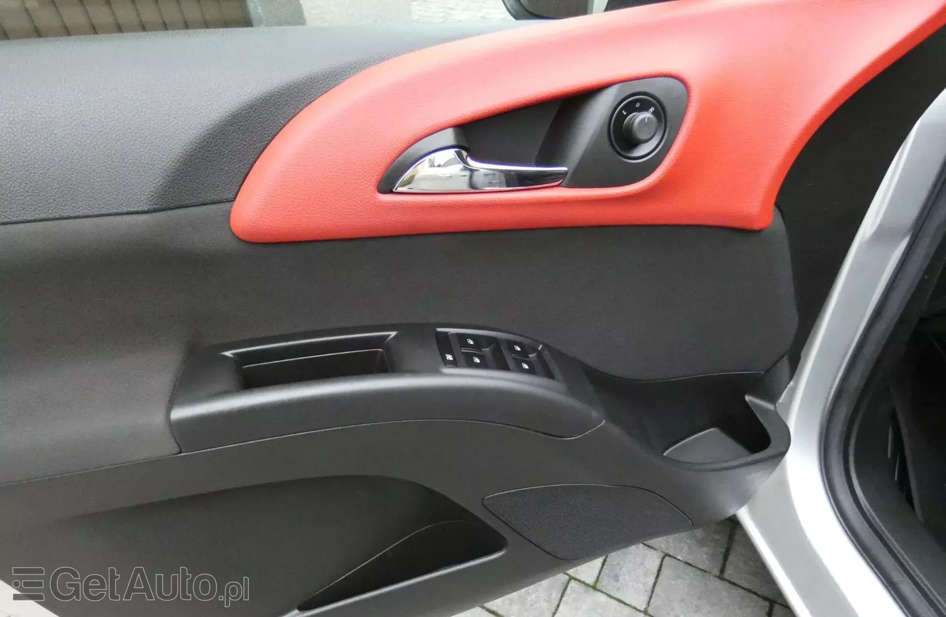 OPEL Meriva 1.4 Turbo (140 KM)