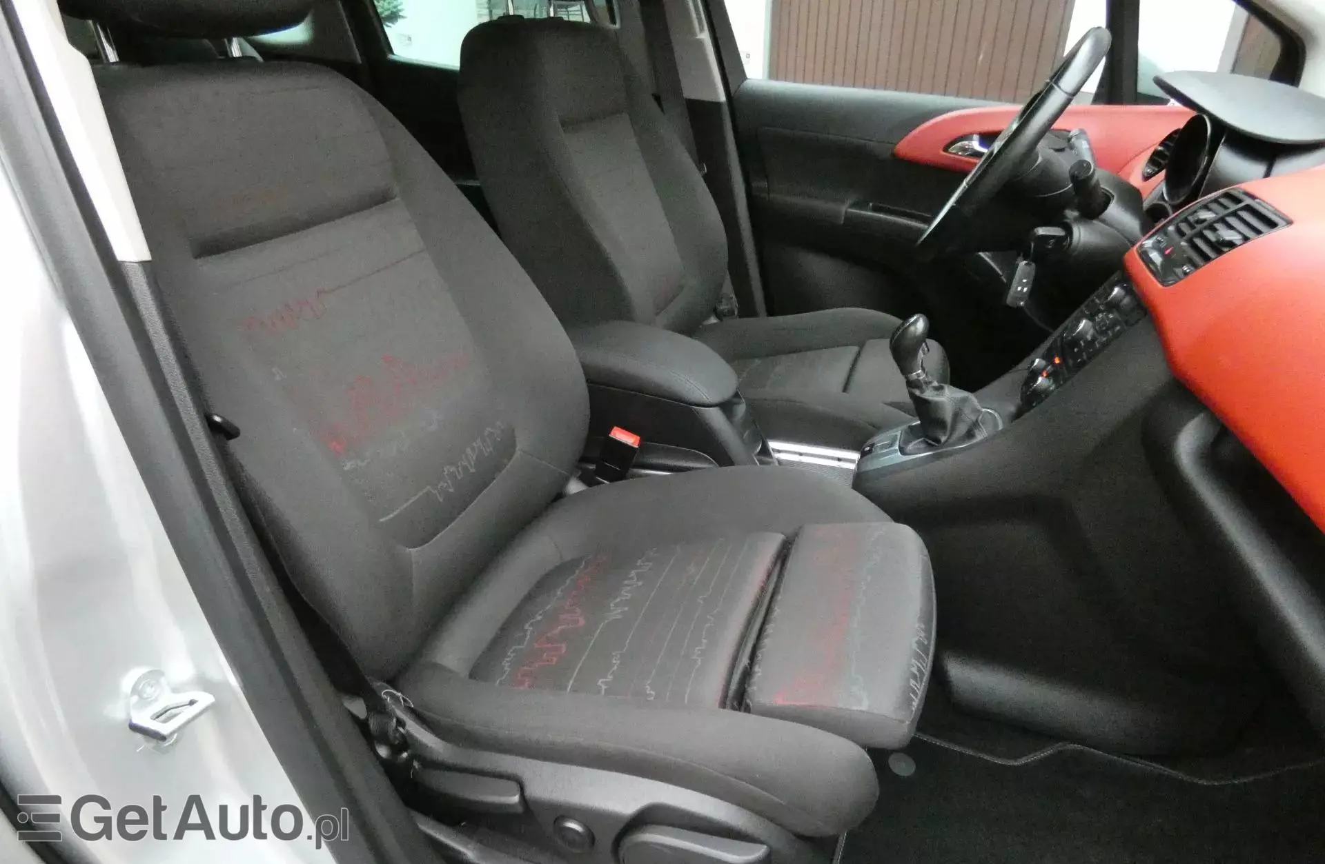 OPEL Meriva 1.4 Turbo (140 KM)