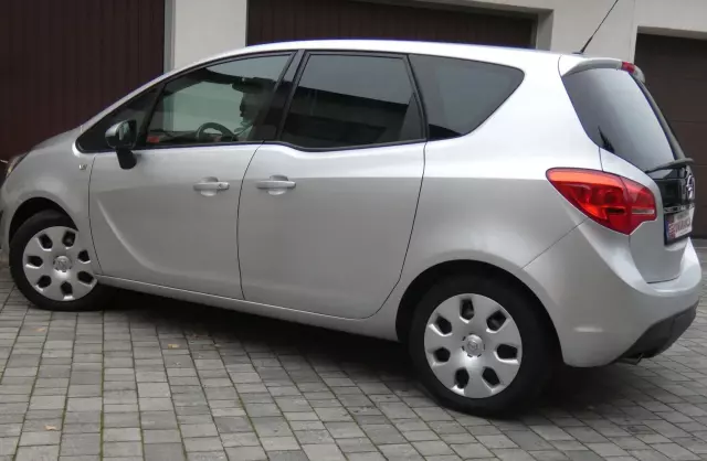 OPEL Meriva 1.4 Turbo (140 KM)