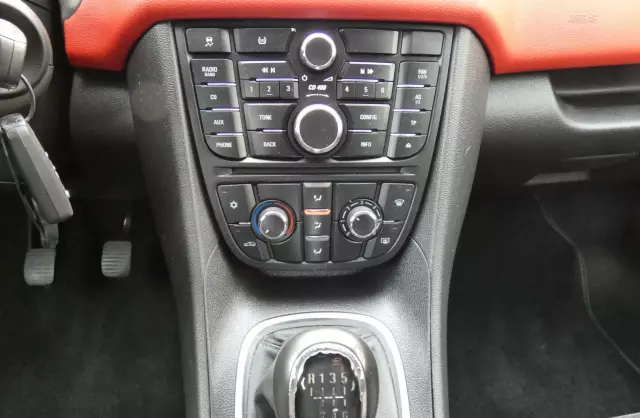 OPEL Meriva 1.4 Turbo (140 KM)