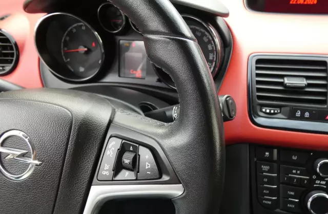 OPEL Meriva 1.4 Turbo (140 KM)