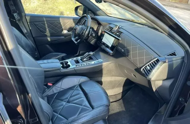 DS Ds7 Crossback 