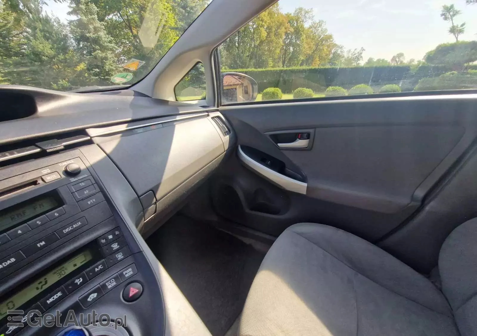 TOYOTA Prius  1.8 HSD Premium