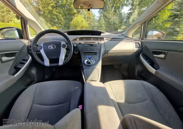 TOYOTA Prius  1.8 HSD Premium