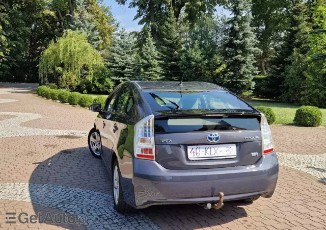 TOYOTA Prius  1.8 HSD Premium