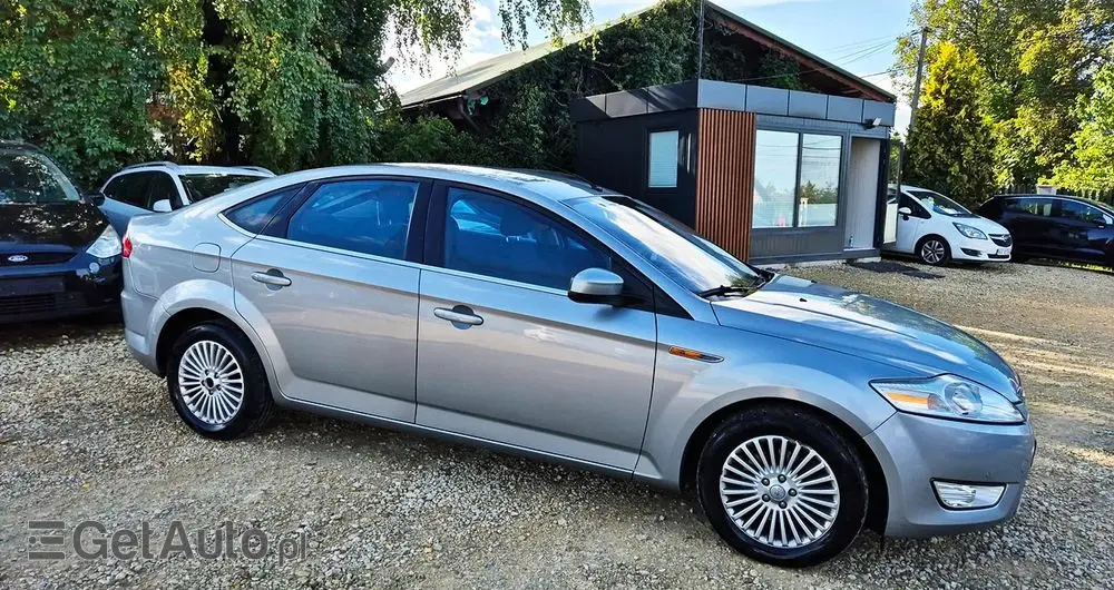 FORD Mondeo 2.0 FF Ghia