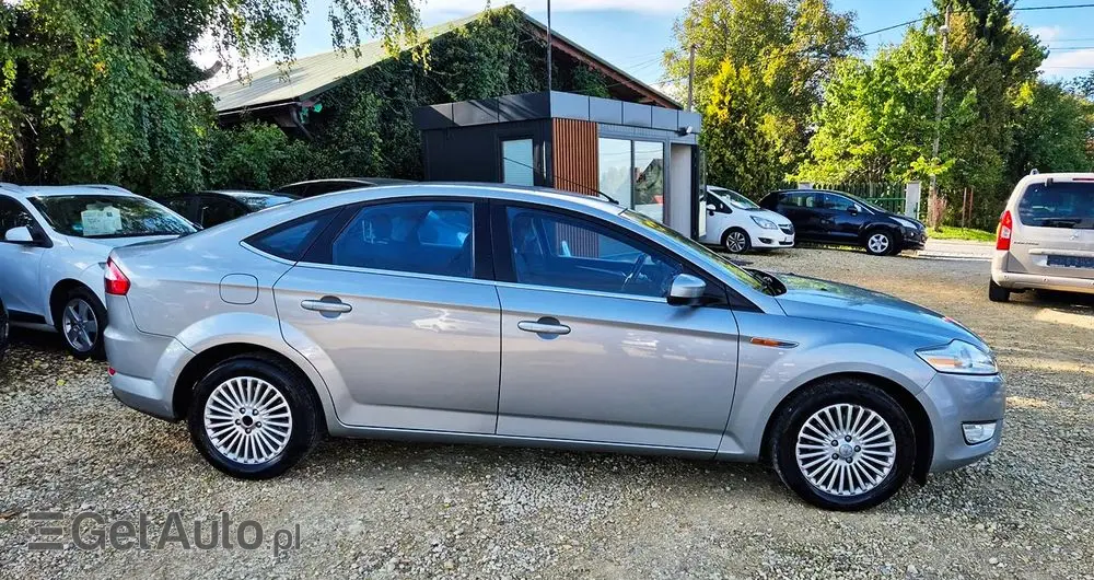 FORD Mondeo 2.0 FF Ghia