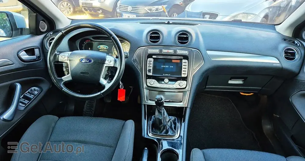 FORD Mondeo 2.0 FF Ghia