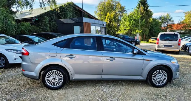 FORD Mondeo 2.0 FF Ghia