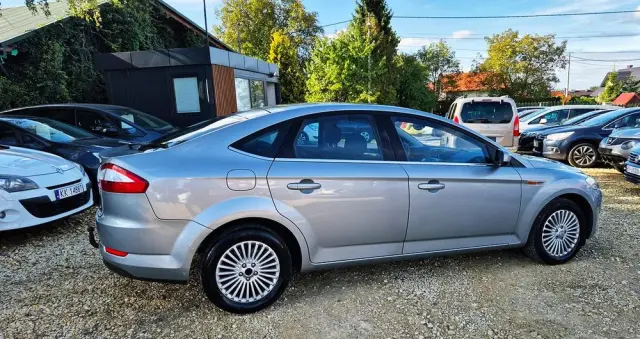 FORD Mondeo 2.0 FF Ghia