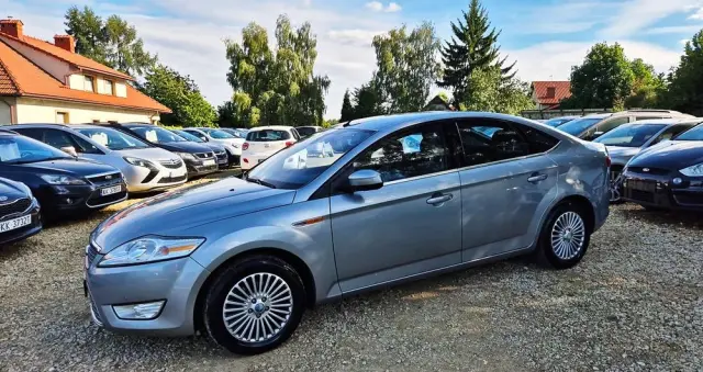 FORD Mondeo 2.0 FF Ghia