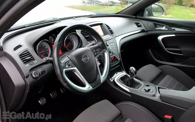 OPEL Insignia 2.0 Turbo Sports Tourer 4x4