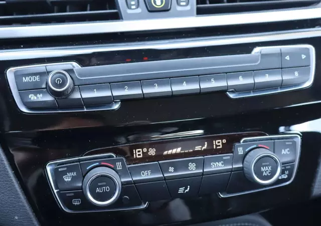 BMW X1 SDrive18i GPF xLine