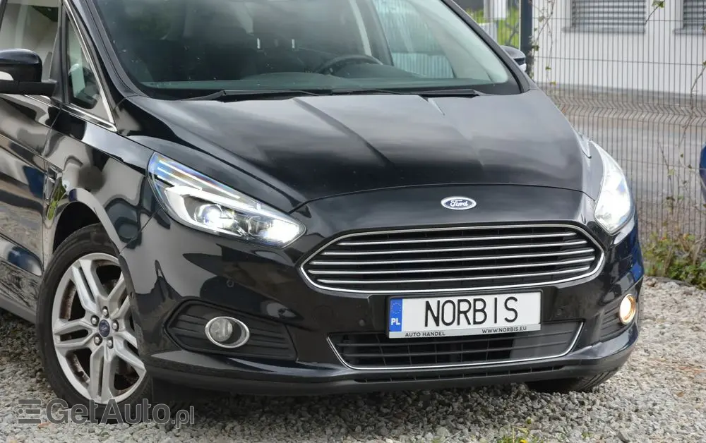 FORD S-Max 2.0 TDCi Titanium
