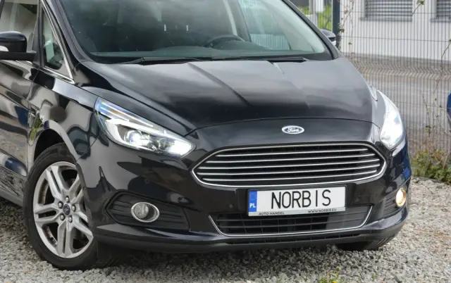FORD S-Max 2.0 TDCi Titanium