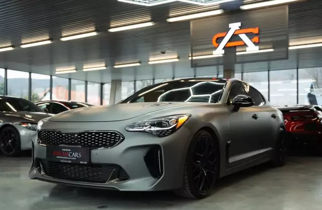 KIA Stinger 