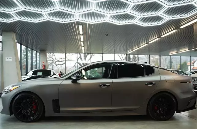 KIA Stinger 
