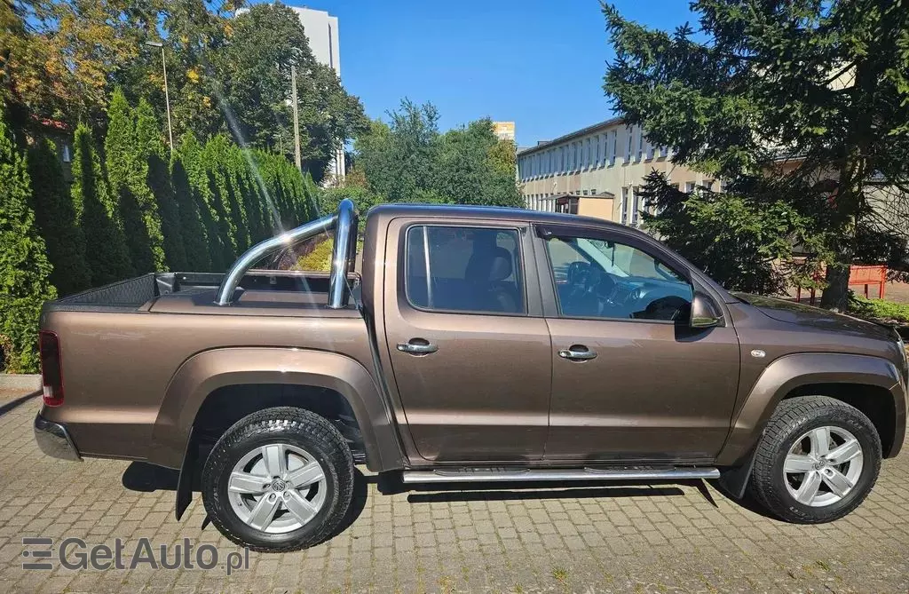 VOLKSWAGEN Amarok 