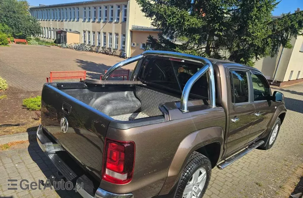 VOLKSWAGEN Amarok 