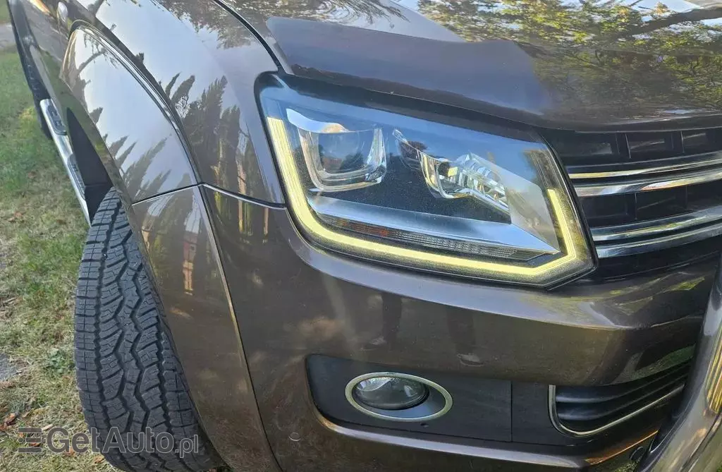 VOLKSWAGEN Amarok 