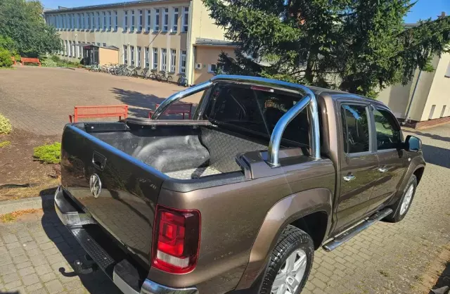 VOLKSWAGEN Amarok 