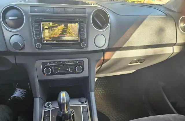 VOLKSWAGEN Amarok 