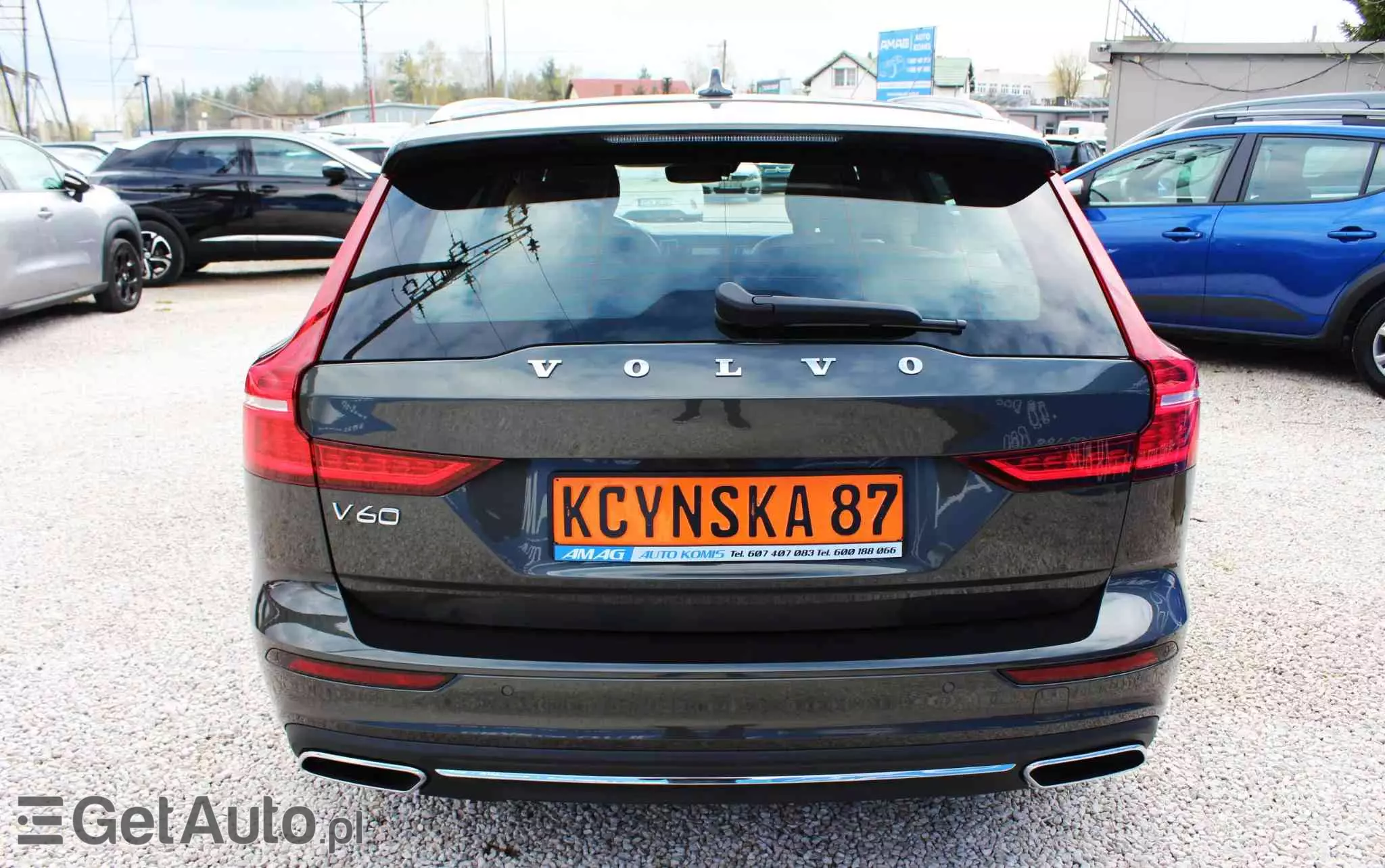 VOLVO V60 D4