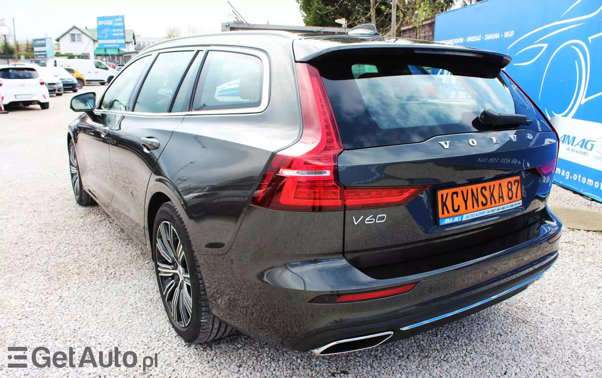 VOLVO V60 D4