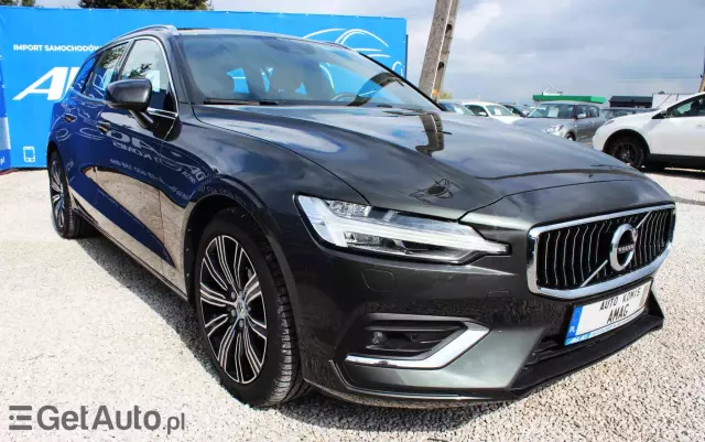 VOLVO V60 D4