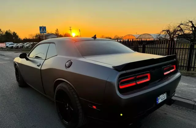 DODGE Challenger 