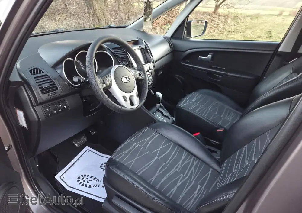 KIA Venga 1.6 CVVT Automatik Black Collection